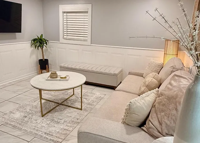 Apartment Cozy 2br 15 Min To Downtown Chicago *