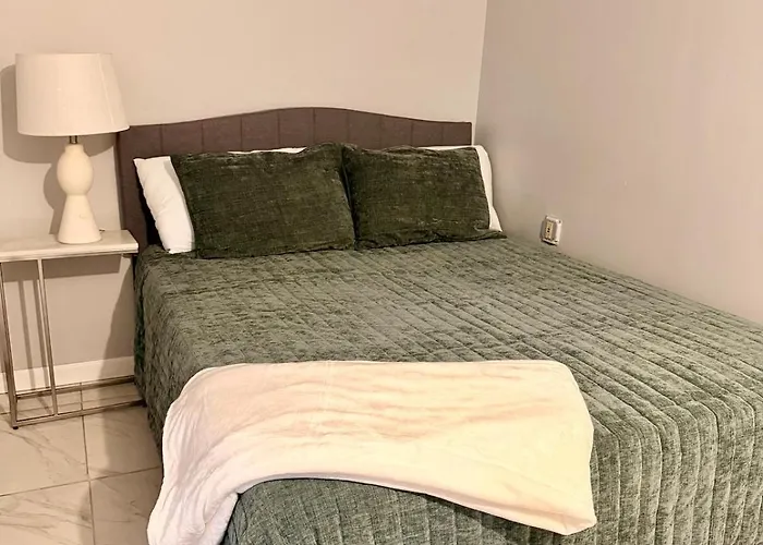Apartment Cozy 2br 15 Min To Downtown Chicago